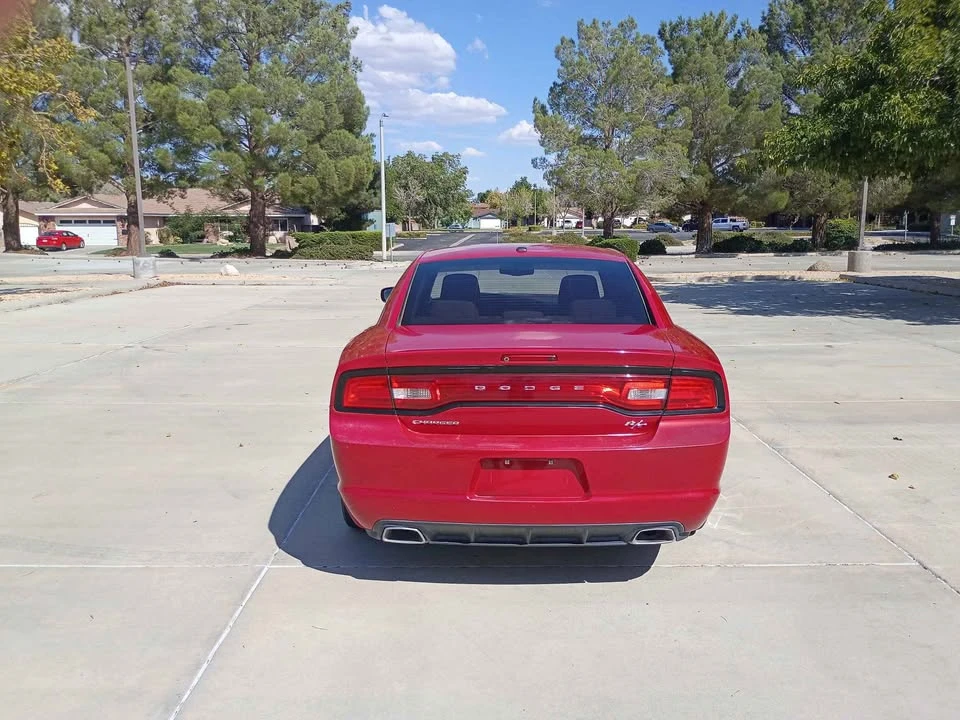 2012 Dodge Charger 7th Gen - Image 5 of 14
