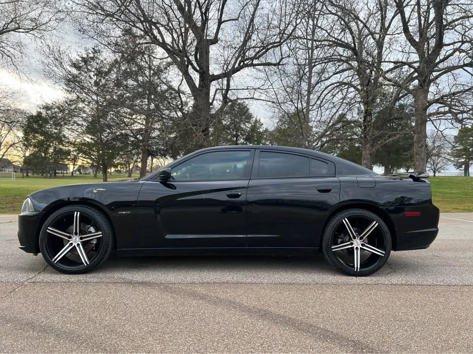 2012 Dodge Charger 7th Gen - Image 4 of 10