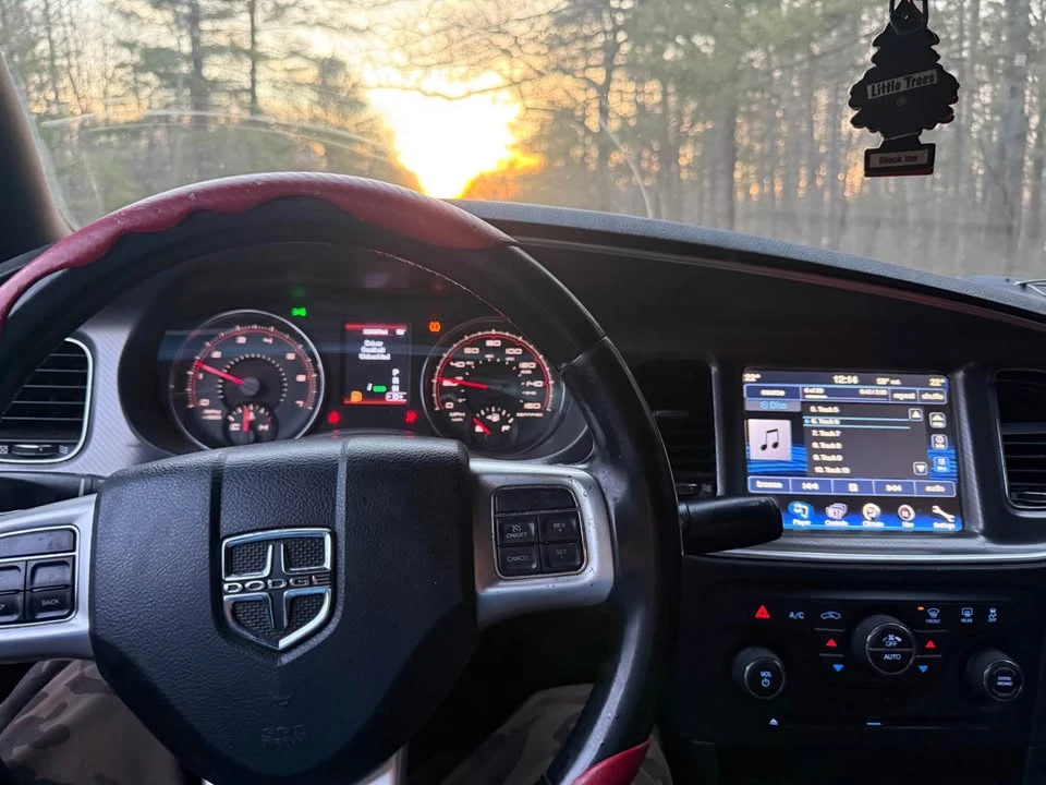 2012 Dodge Charger 7th Gen - Image 2 of 3