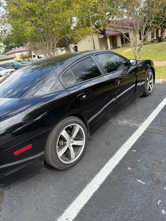 2012 Dodge Charger 7th Gen - Image 9 of 9