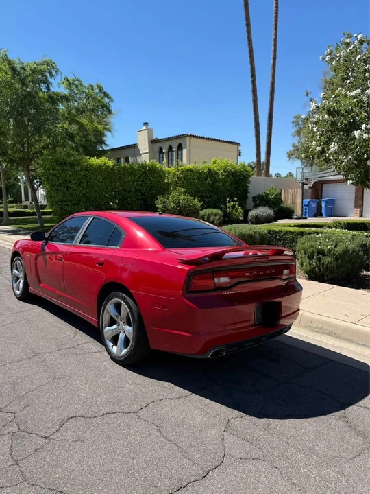 2012 Dodge Charger 7th Gen - Image 4 of 14