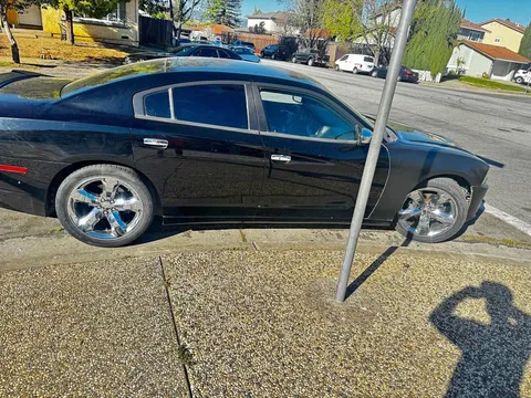 2012 Dodge Charger SE