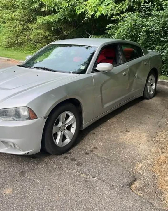2012 Dodge Charger 7th Gen - Image 5 of 6