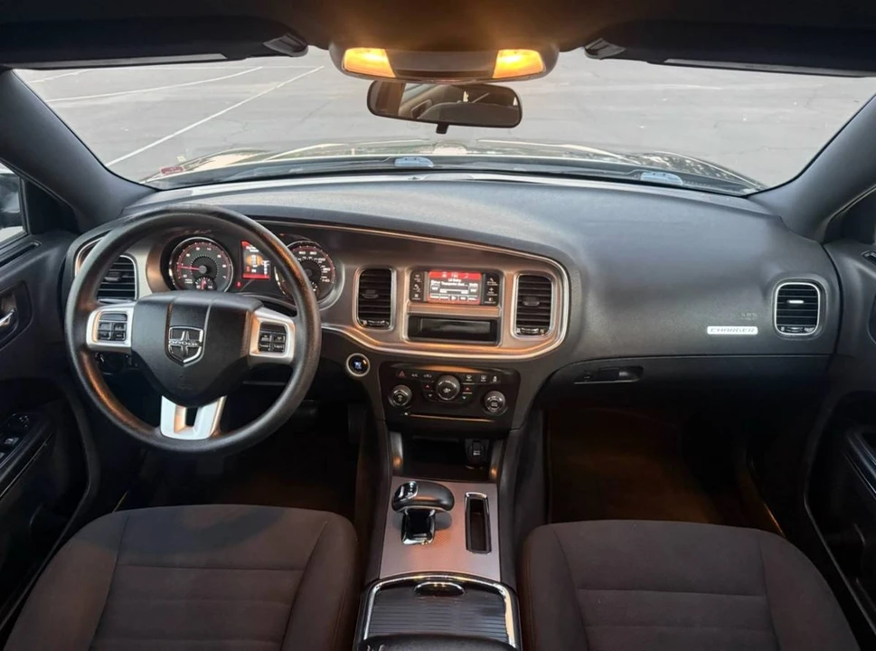 2012 Dodge Charger 7th Gen - Image 10 of 14