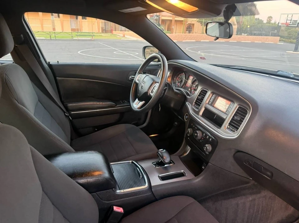 2012 Dodge Charger 7th Gen - Image 8 of 14