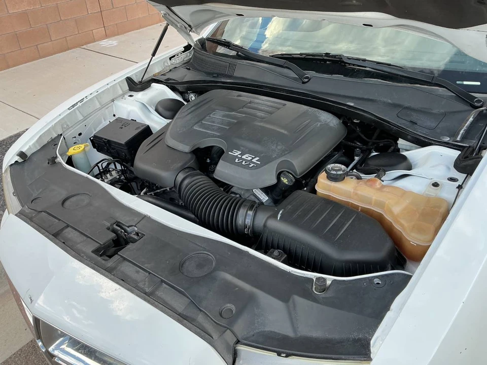 2012 Dodge Charger 7th Gen - Image 13 of 13