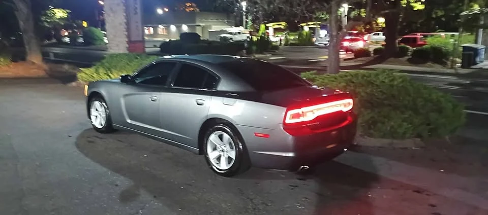 2012 Dodge Charger 7th Gen - Image 2 of 9