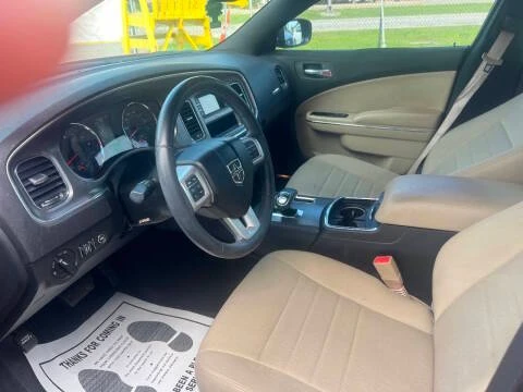 2012 Dodge Charger 7th Gen - Image 5 of 6