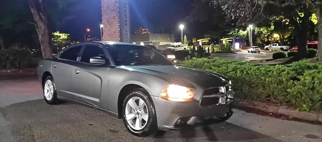 2012 Dodge Charger SE