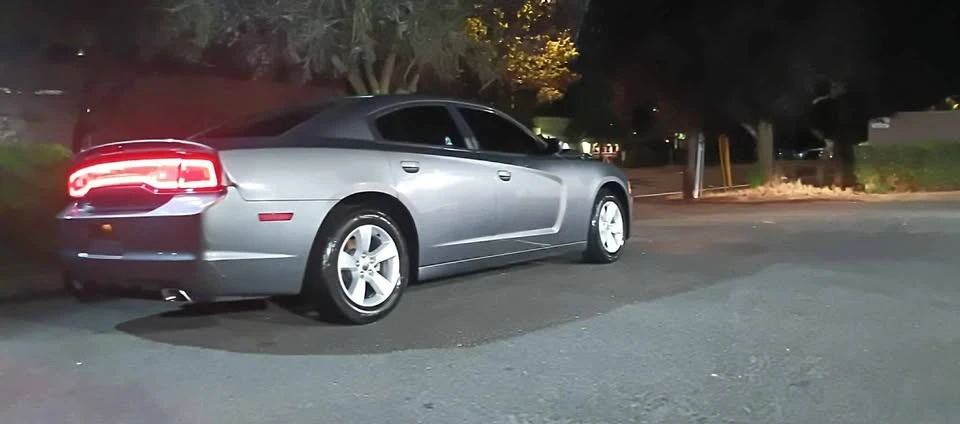 2012 Dodge Charger 7th Gen - Image 5 of 9