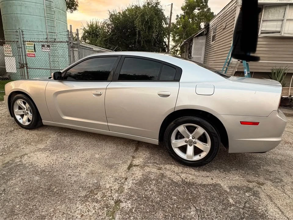 2012 Dodge Charger 7th Gen - Image 9 of 10