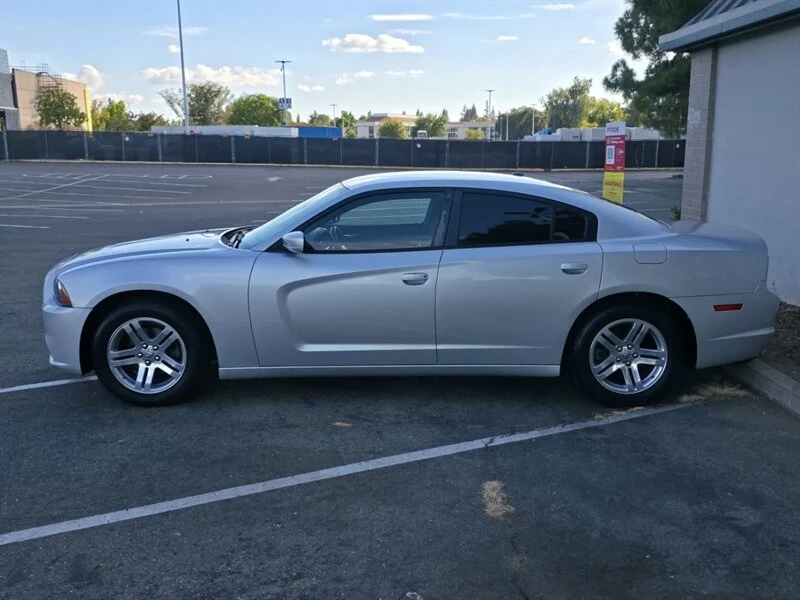 2012 Dodge Charger 7th Gen - Image 4 of 20