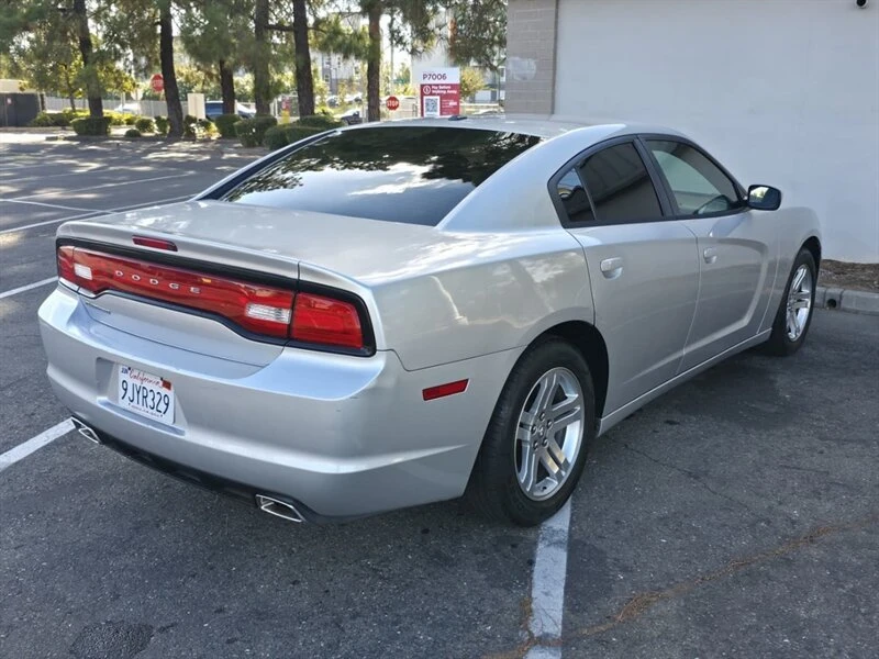 2012 Dodge Charger 7th Gen - Image 7 of 20