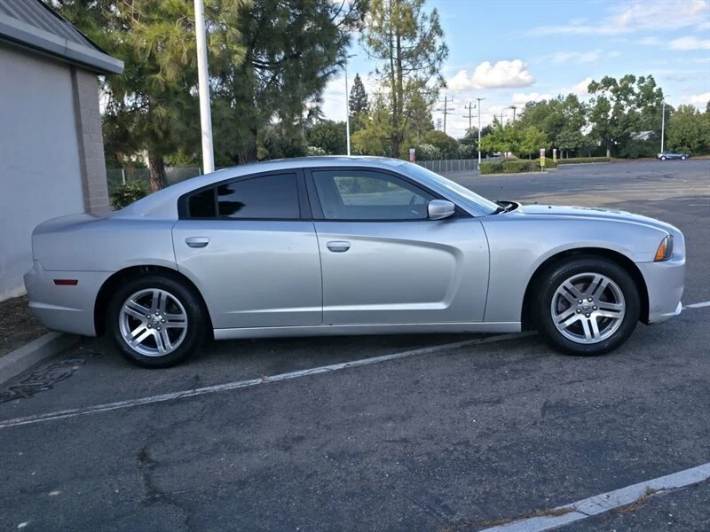 2012 Dodge Charger 7th Gen - Image 8 of 20