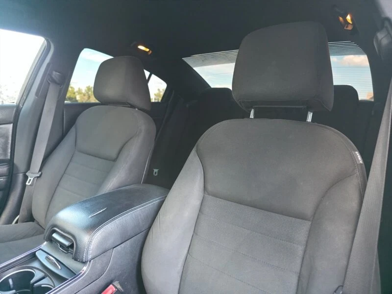 2012 Dodge Charger 7th Gen - Image 13 of 20