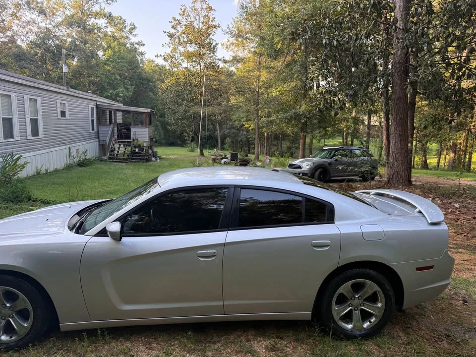 2012 Dodge Charger 7th Gen - Image 2 of 10