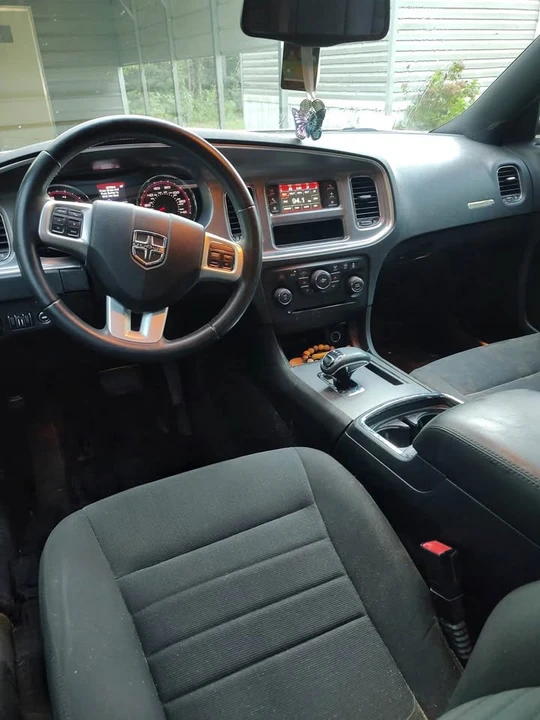 2012 Dodge Charger 7th Gen - Image 7 of 10