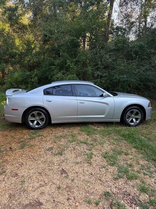 2012 Dodge Charger 7th Gen - Image 4 of 10