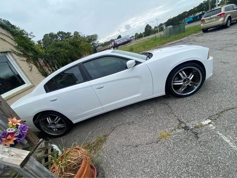 2012 Dodge Charger 7th Gen - Image 3 of 6