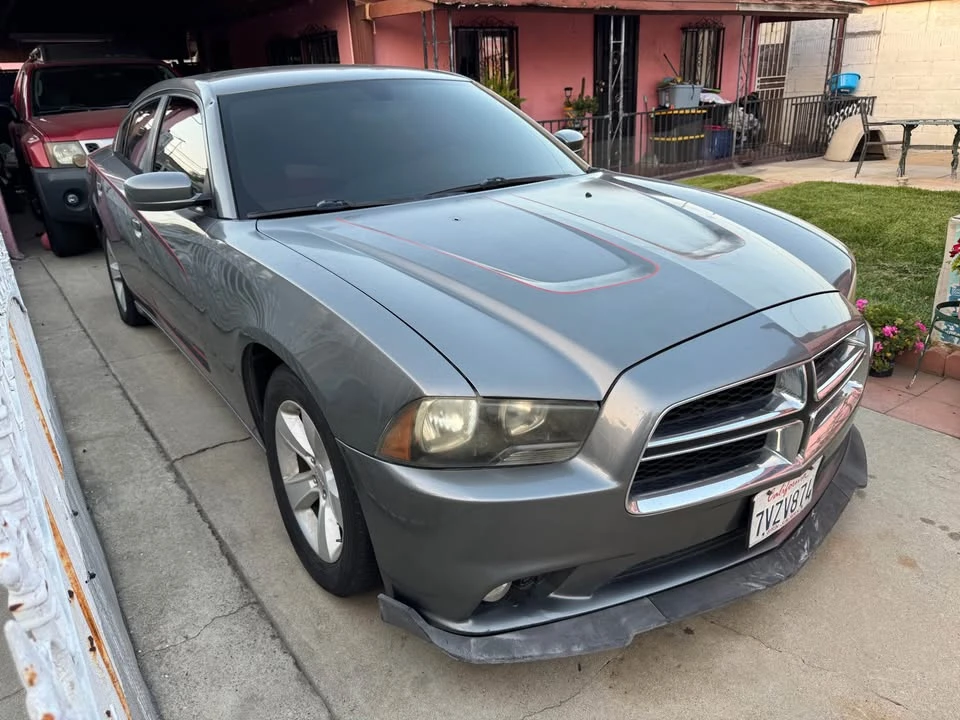 2012 Dodge Charger 7th Gen - Image 2 of 13