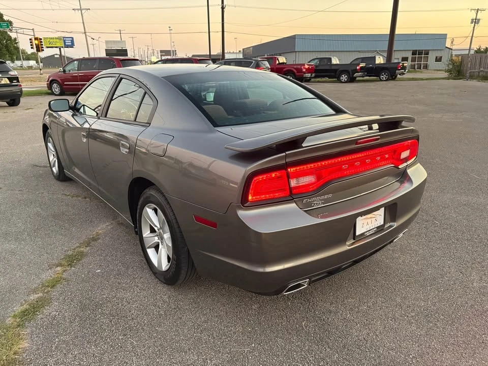 2012 Dodge Charger 7th Gen - Image 2 of 18