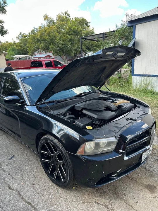 2012 Dodge Charger 7th Gen - Image 2 of 3