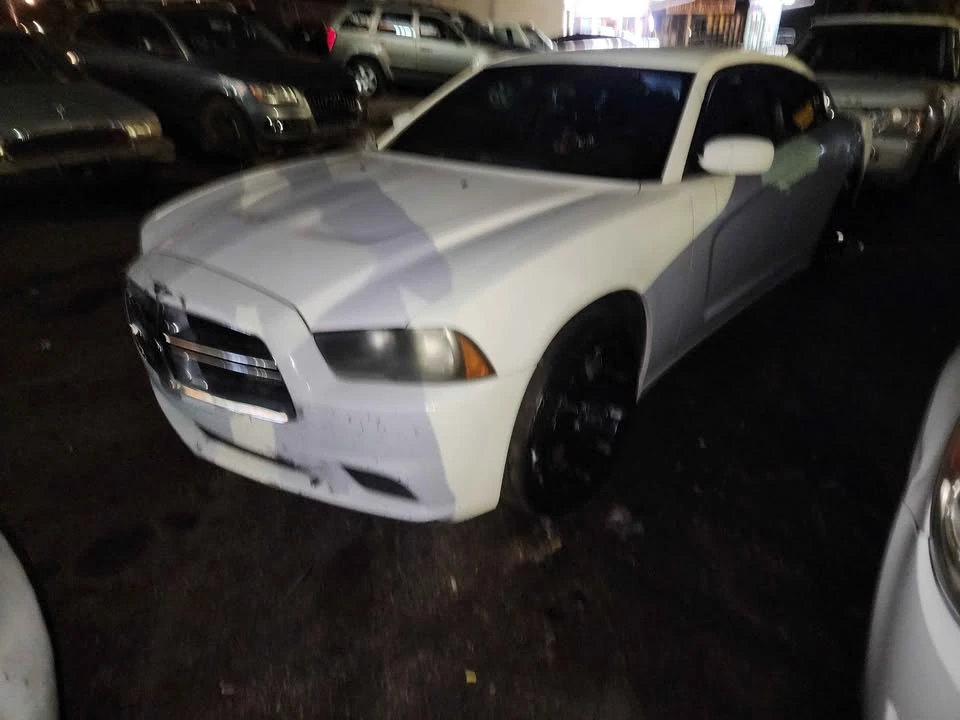 2012 Dodge Charger 7th Gen - Image 2 of 7
