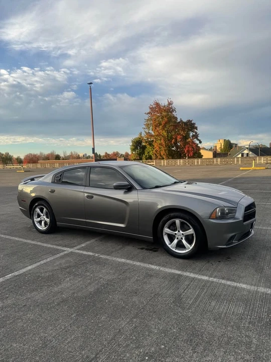 2012 Dodge Charger 7th Gen - Image 6 of 7