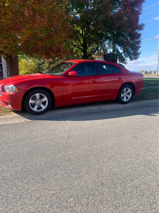 2012 Dodge Charger 7th Gen - Image 2 of 9