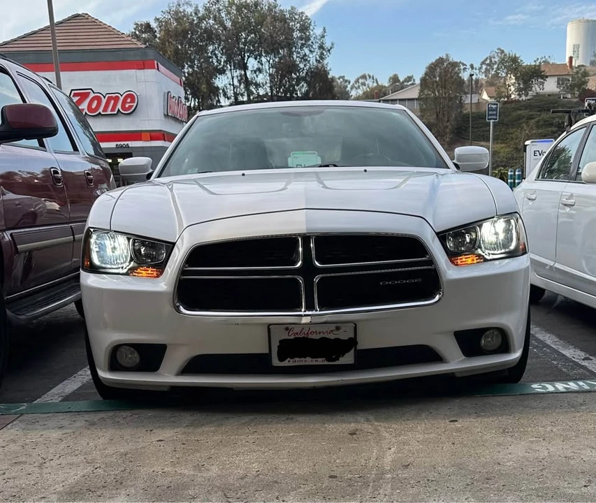 2012 Dodge Charger 7th Gen - Image 10 of 10