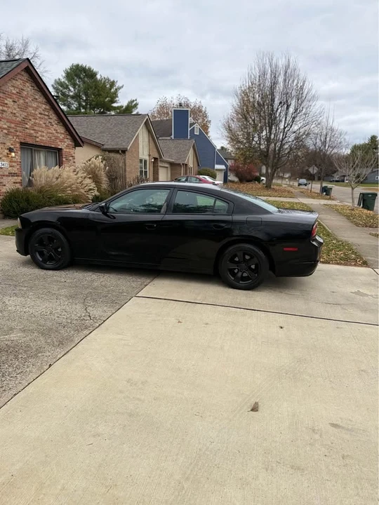 2012 Dodge Charger 7th Gen - Image 6 of 14