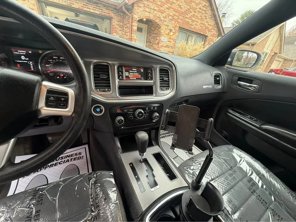 2012 Dodge Charger 7th Gen - Image 11 of 14