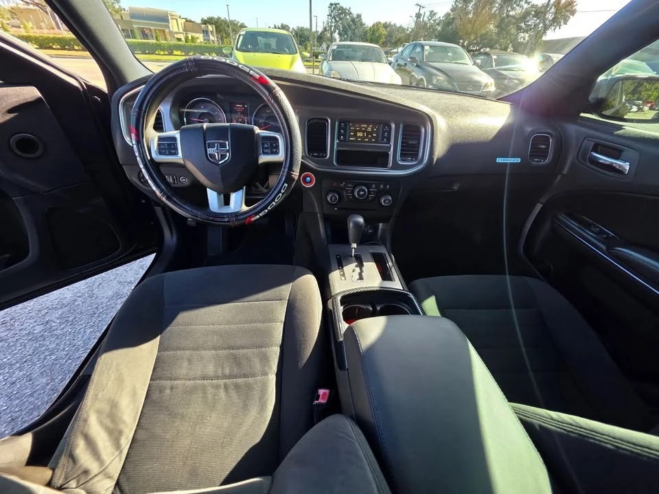 2012 Dodge Charger 7th Gen - Image 13 of 20