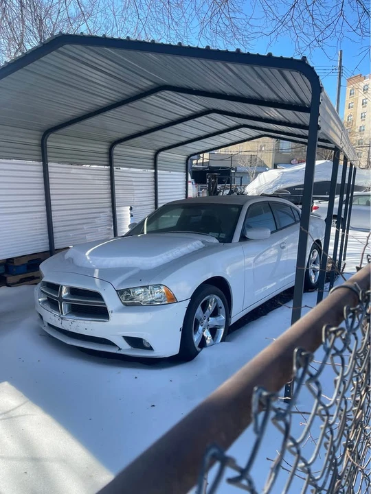 2012 Dodge Charger 7th Gen - Image 4 of 4