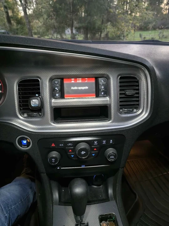2012 Dodge Charger 7th Gen - Image 10 of 14