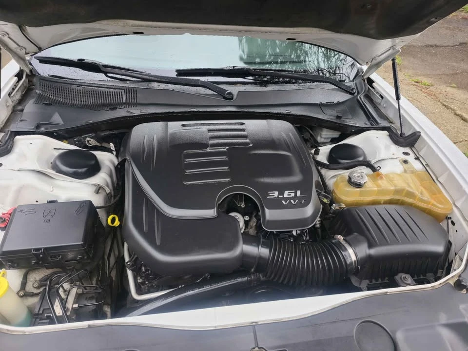 2012 Dodge Charger 7th Gen - Image 6 of 14