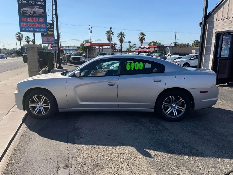 2012 Dodge Charger 7th Gen - Image 3 of 11