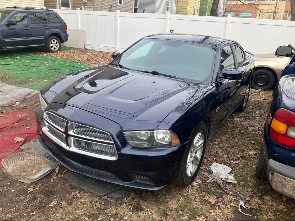 2012 Dodge Charger 7th Gen - Image 2 of 7