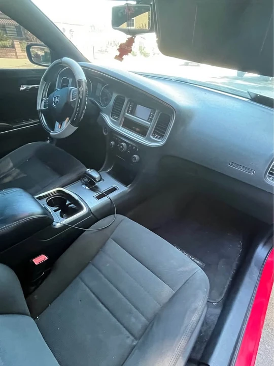 2012 Dodge Charger 7th Gen - Image 15 of 20