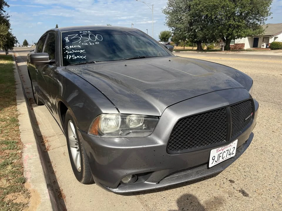 2012 Dodge Charger 7th Gen - Image 2 of 8