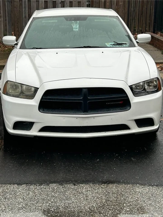 2012 Dodge Charger 7th Gen - Image 2 of 4