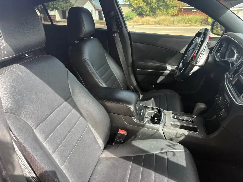 2012 Dodge Charger 7th Gen - Image 7 of 8