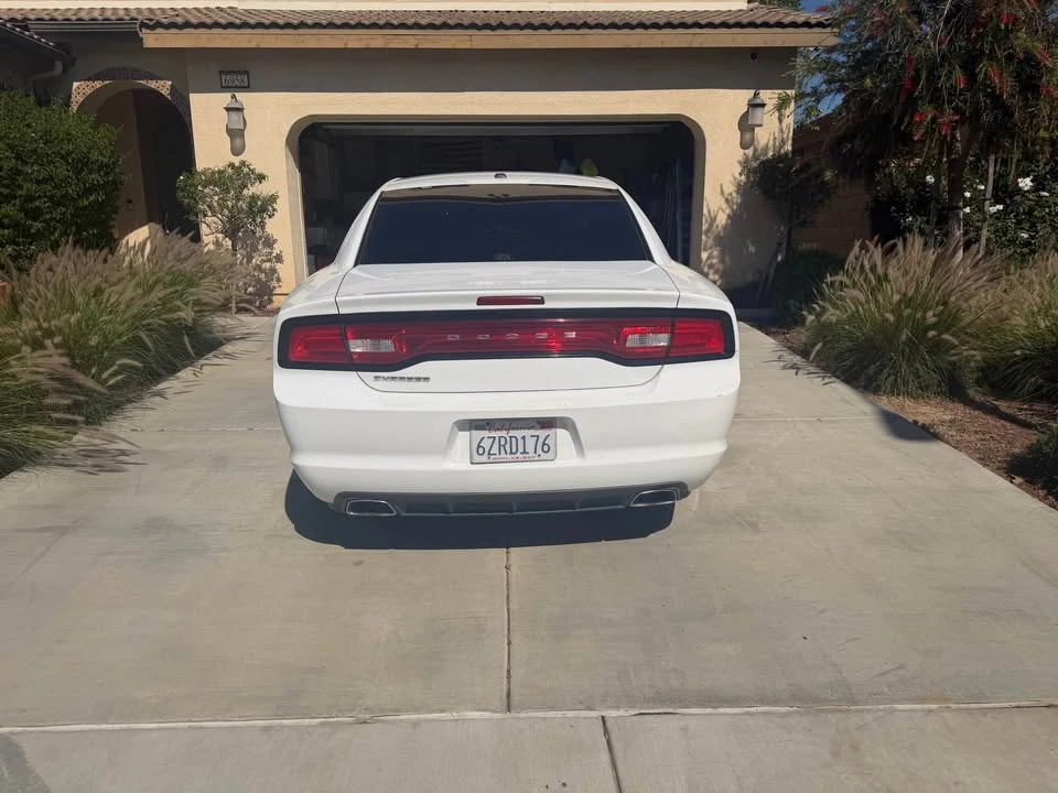 2012 Dodge Charger 7th Gen - Image 4 of 7