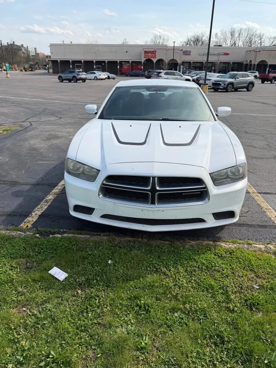2012 Dodge Charger 7th Gen - Image 2 of 17