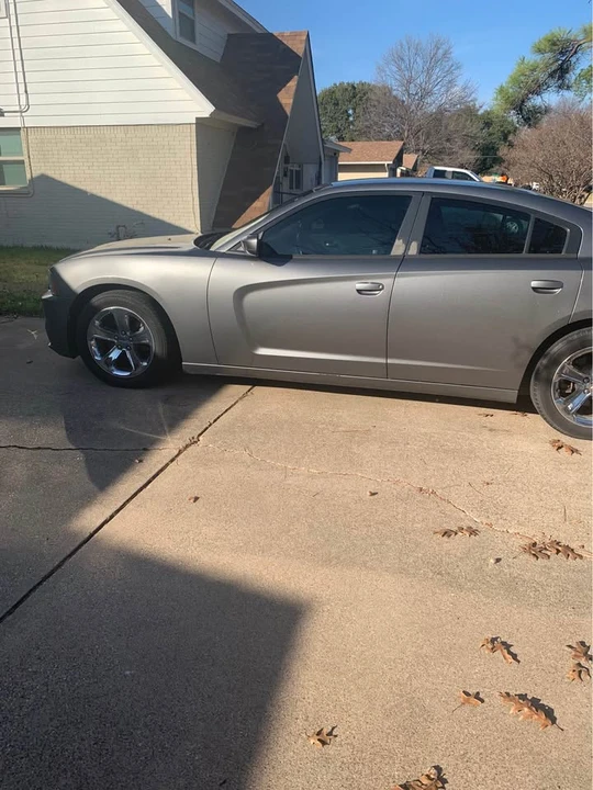 2012 Dodge Charger 7th Gen - Image 2 of 13