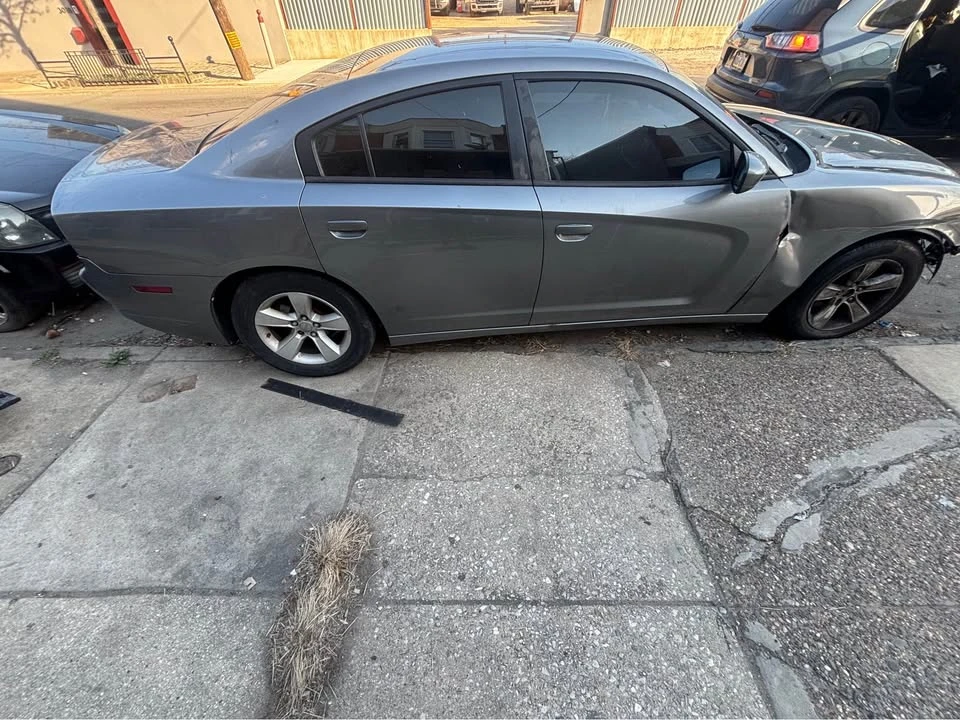 2012 Dodge Charger 7th Gen - Image 3 of 6
