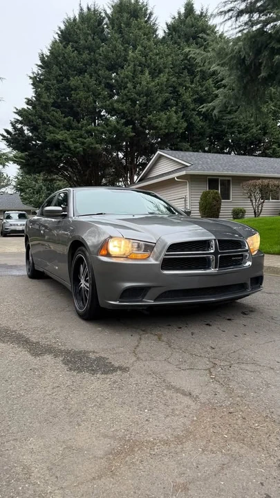 2012 Dodge Charger 7th Gen - Image 3 of 15