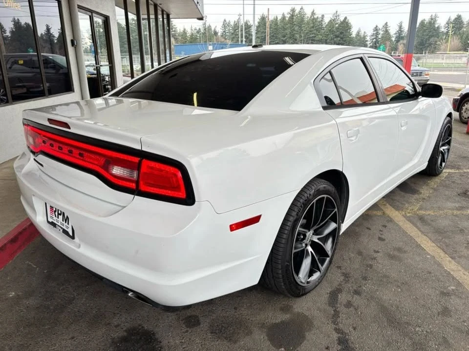 2012 Dodge Charger 7th Gen - Image 7 of 20