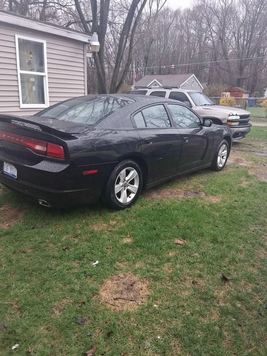 2012 Dodge Charger 7th Gen - Image 3 of 4