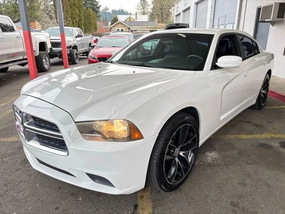 2012 Dodge Charger 7th Gen - Image 3 of 20